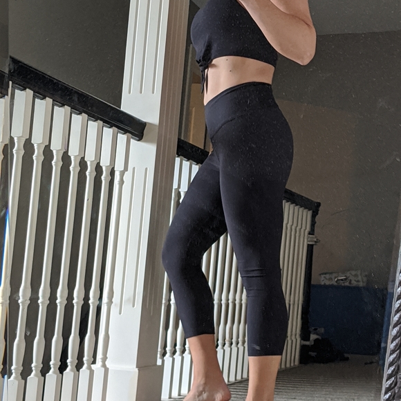 Nike Pants - Nike High Waisted Legging Crop